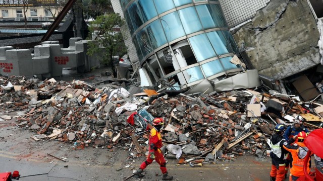 Броят на загиналите при земетресението в Тайван тази седмица се