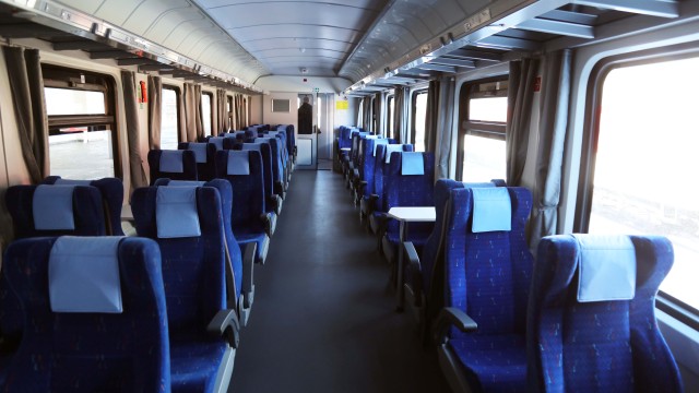 Проблем с нощния влак от Бургас за София тази сутрин