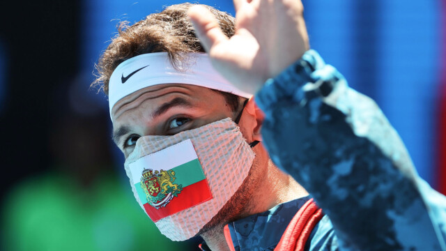 Българският тенисист Григор Димитров намери време да се прибере у