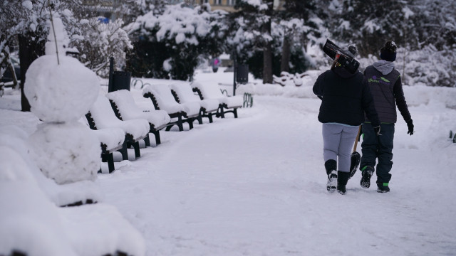 Най-значителна е снежната покривка в София. Това сочат данните на