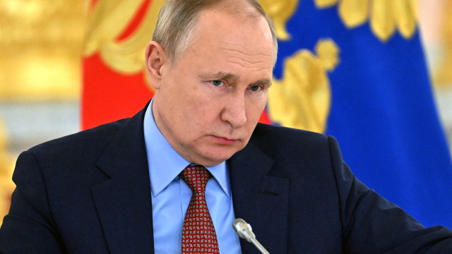 ЕС наложи санкции на дъщерите на руския президент Владимир Путин