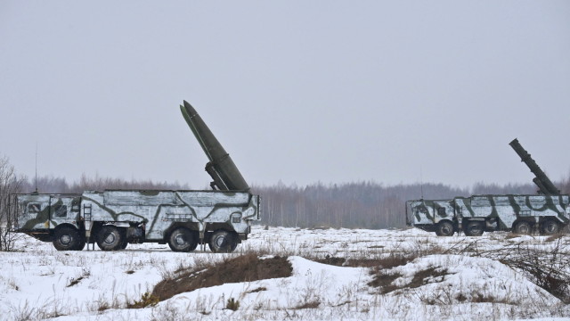 Има информация че Русия нанася ракетни удари по Украйна засега