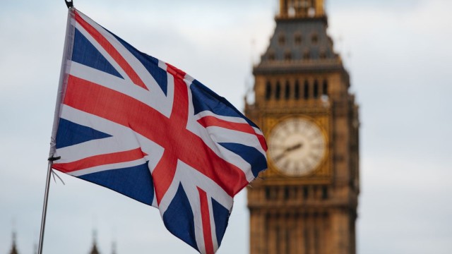 Правителството на Великобритания се отказа от плановете да повиши корпоративния