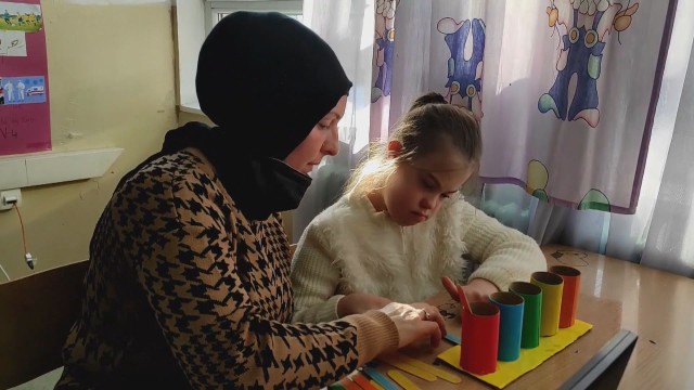 Президентът Стево Пендаровски подкрепи 11-годишно момиченце със синдром на Даун,