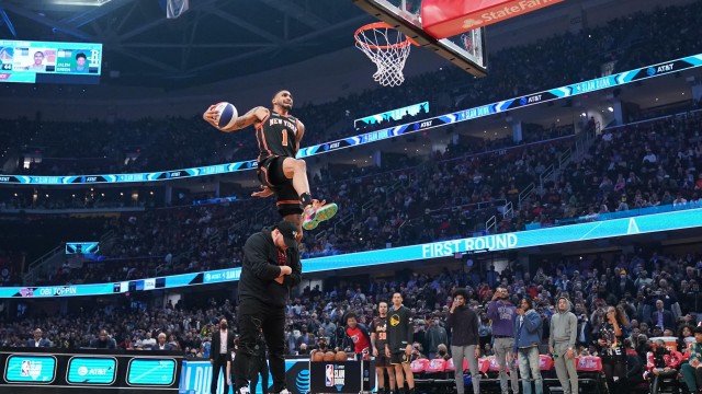 Баскетболистът на Ню Йорк Никс Оби Топин спечели традиционната надпревара