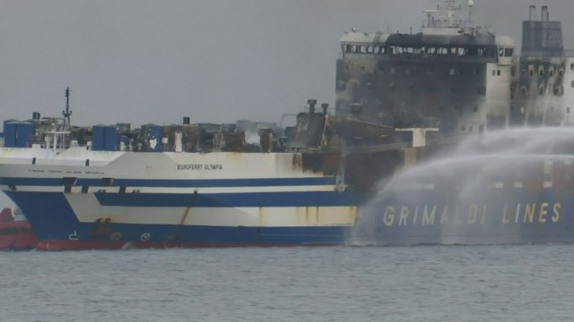 16 дни след пожара на ферибота в Йонийско море, трима