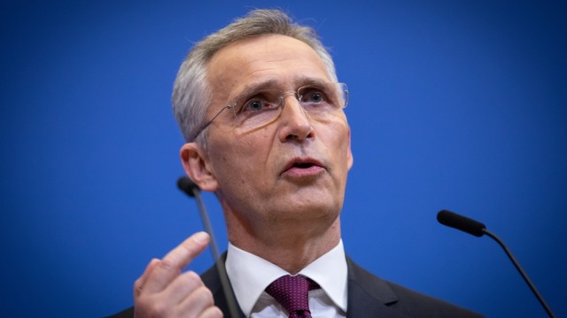 Посланиците на държавите членки на НАТО провеждат извънредна среща в Брюксел