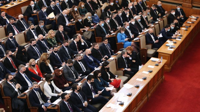 Парламентът се събира на извънредно заседание този вторник Дневният ред
