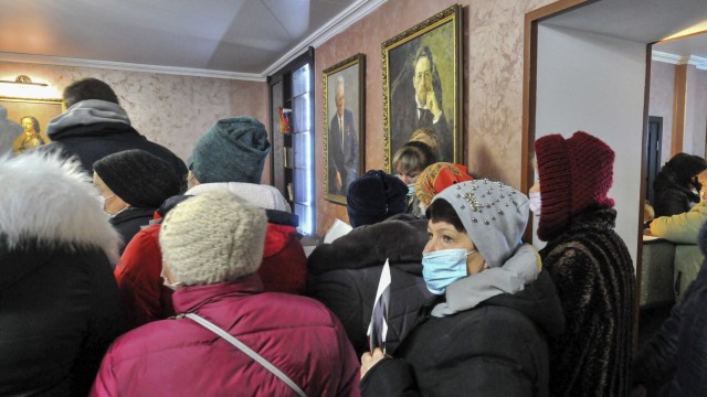 Съседните на Украйна държави се готвят да приемат бежанци Все