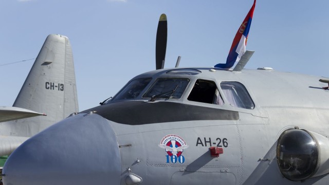 Руски военно транспортен самолет се разби в западната част на страната