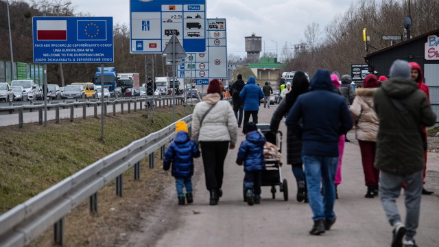 Вече 186 000 души са преминали границата между Украйна и