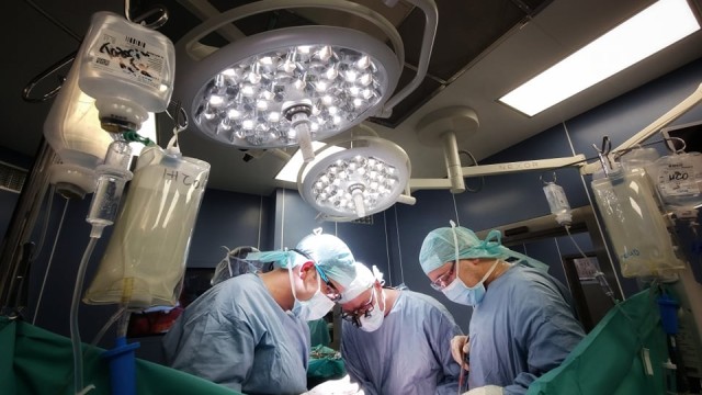 Специалисти от Военномедицинска академия извършиха поредна чернодробна трансплантация. Реципиентът е