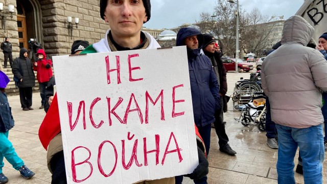 Два протеста в защита на Стефан Янев Единият е организиран