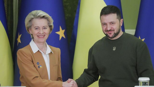 Голяма европейска делегация пристигна в Киев преди утрешната среща на