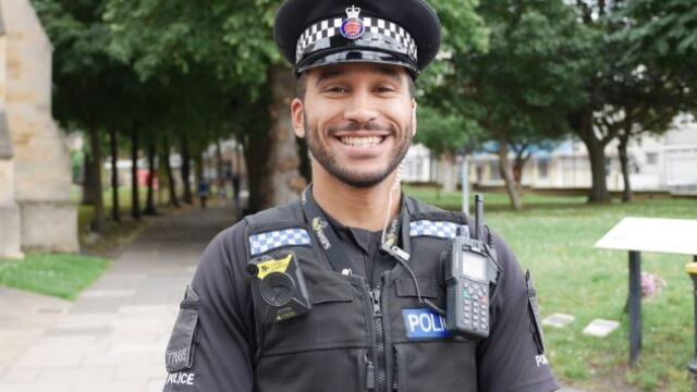 Полицай от британското графство Есекс успя да залови престъпници които