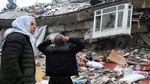 Турската борса спря търговията на фондовите пазари заради земетресението