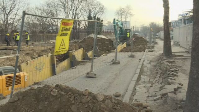 пловдивския булевард Александър Стамболийски който е затворен за ремонт Движението