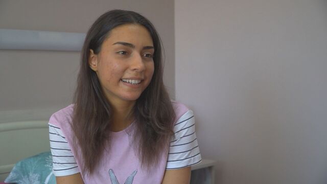 19 годишната Анита Чобанова от Асеновград се нуждае от спешна чернодробна