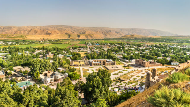 Земетресение с магнитуд 7 2 разлюля Източен Таджикистан съобщaва китайският център