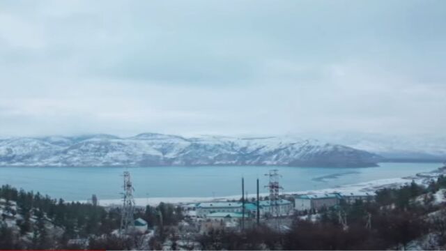 Руски военен самолет Су 24 се разби в района на Валуйск