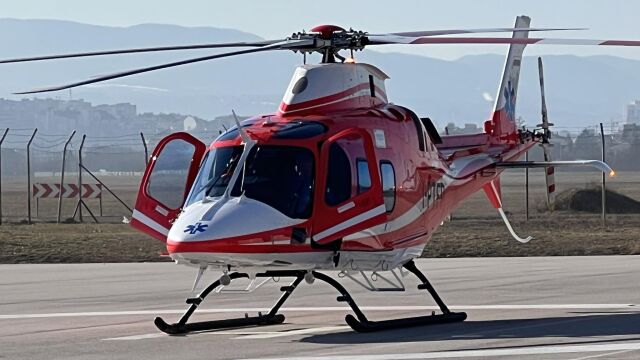 Първата ни въздушна линейка пристигна на летище София Медицинският хеликоптер
