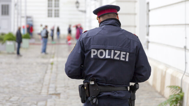 Австрийските служби за сигурност са заловили избягал затворник във Виена
