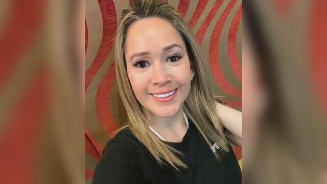 38 годишна жена е открита мъртва до окървавена ютия в хотелска