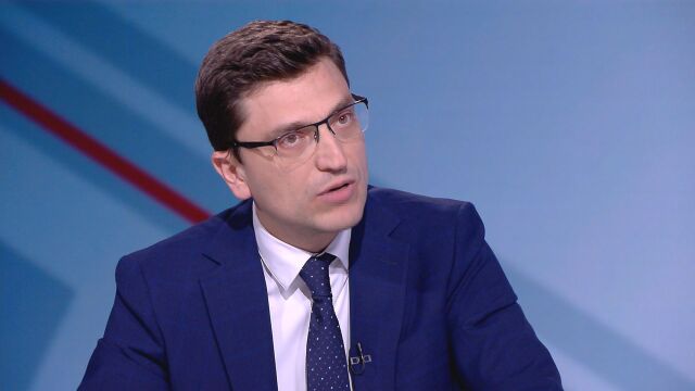 Премиерът Николай Денков заяви че ще подаде оставка на правителството
