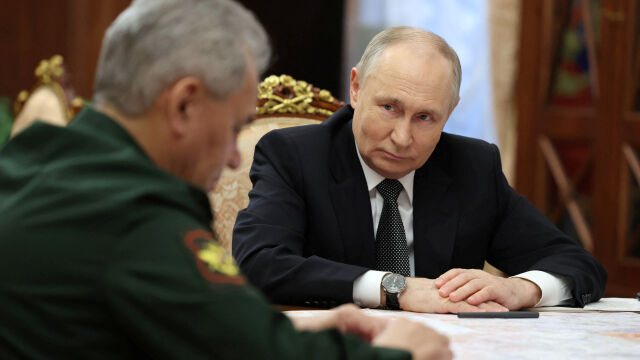 Владимир Путин смени Сергей Шойгу Дългогодишният министър на отбраната на