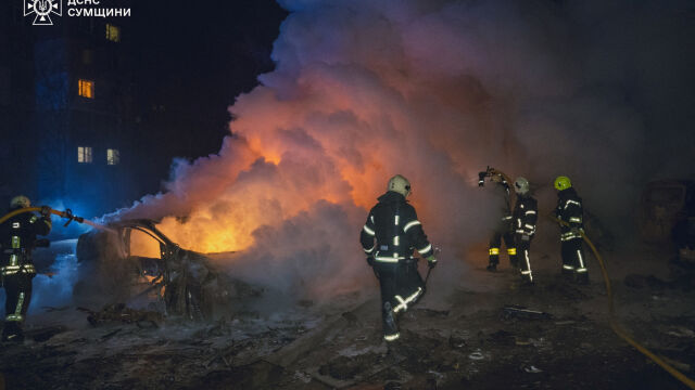 Руски дронове предизвикаха пожар в украинската столица Киев през изминалата