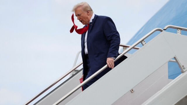 Мирът в Украйна е и фокусът на първата среща на