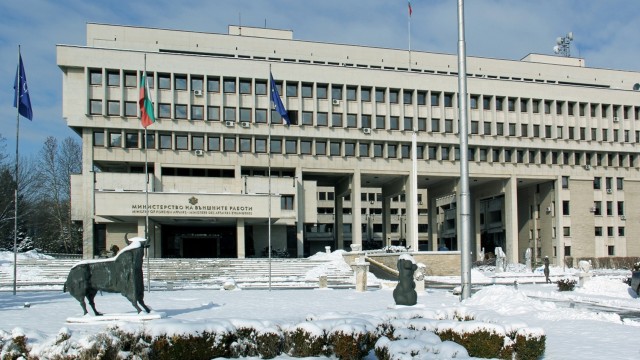 България не планира евакуация на дипломатическата ни мисия от Украйна