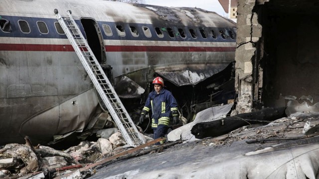 Авиокомпанията чийто самолет се разбита тази седмица е спряла временно