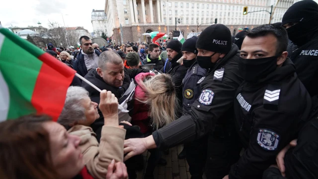 Ден 200 на протести срещу правителството