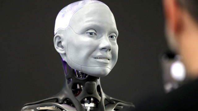 Компанията производител на хуманоидния робот Амека впечатлил технологичната общност публикува