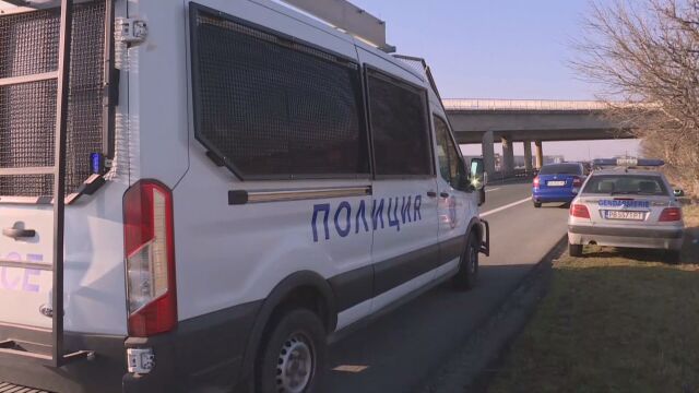 Задържаният на автомагистрала Тракия 23 годшен полицай и друг път е