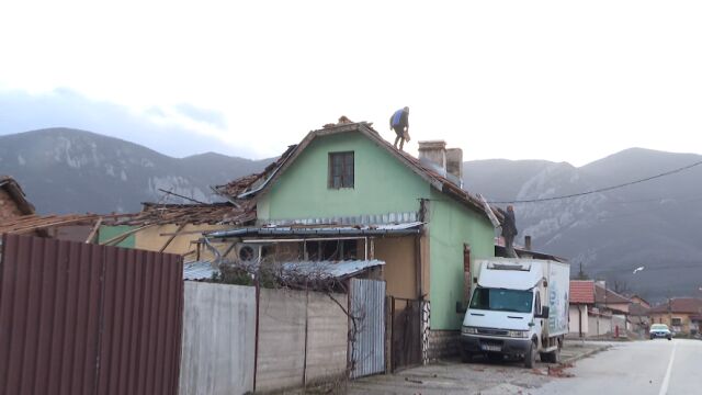 Бедствено положение вече е обявено в цялата община Враца продължи