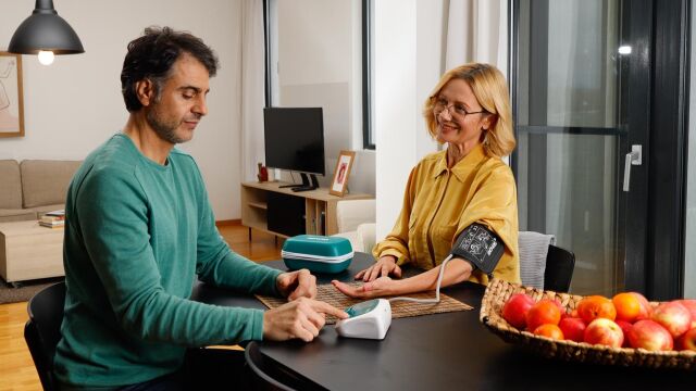 Двама от всеки трима души живеещи с диабет съобщават и