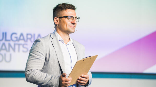 По официални данни през 2023г ще се нужни над 110