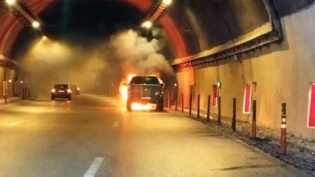 Автомобил се запали тази сутрин в тунел Витиня научи bTV