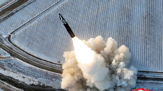 Вашингтон обяви че Москва е използвала севернокорейски балистични ракети и