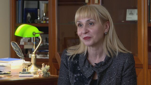Омбудсманът Диана Ковачева подаде оставка Правомощията ѝ са прекратени от