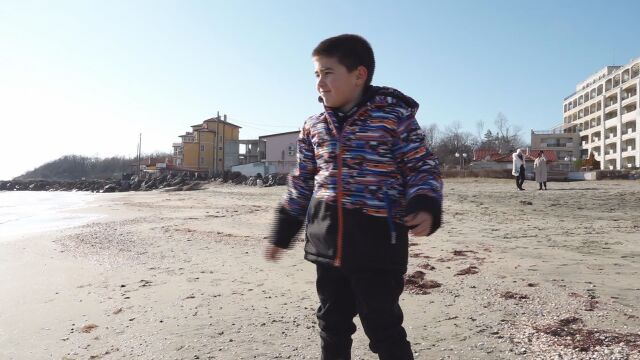 7 годишният Георги Илиев направи дарение за лечението на децата в