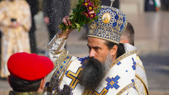  Света литургия беше възглавена на Богоявление от патриарх Даниил в