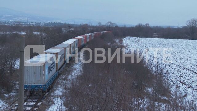 Министърът на транспорта и съобщенията Красимира Стоянова предложи на премиера