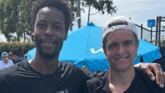 Снимка: Българин тренира с Монфис на Australian Open (СНИМКА)
