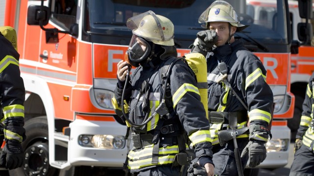 Осем души пострадаха тежко при пожар в жилищен блок в Берлин Двама