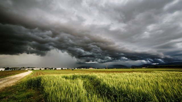 Европейската метеорологична мрежа предупреждава за опасно време днес в Северна