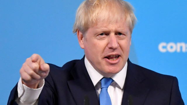 Британският министър председател Борис Джонсън осъди избиването на украински мирни граждани