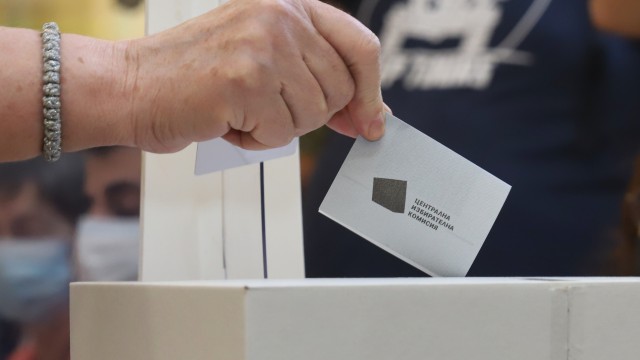 Българите зад граница могат да подават онлайн заявления за гласуване